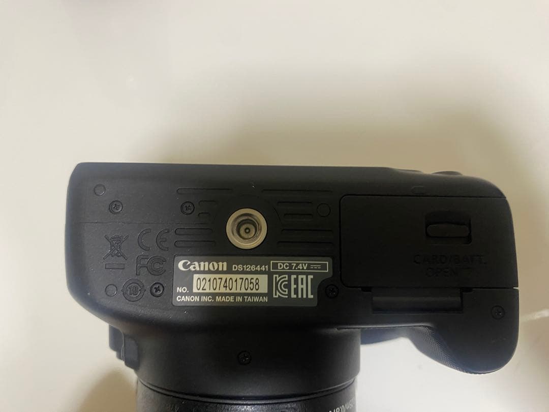 Canon EOS Kiss X7 ダブルズームキット（DS126441）