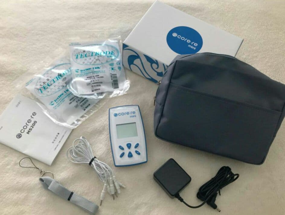 新品未使用保証書付き　高出力携帯用ＥＭＳトレーニング機
コアレミニ