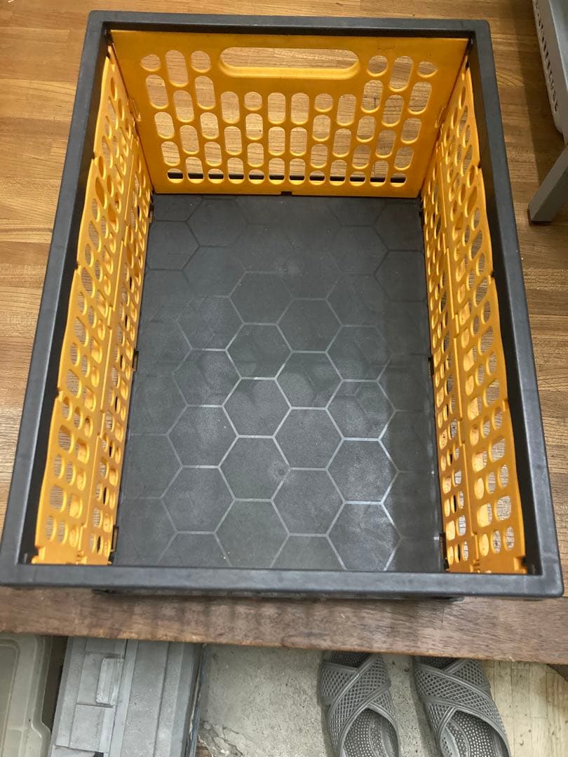 折りたたみ式プラスチックコンテナ　10台